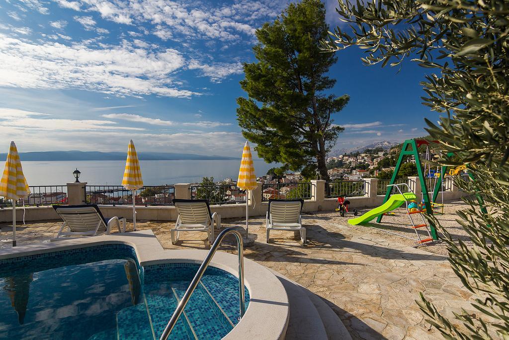 Apartments Ana Baska Voda Bagian luar foto